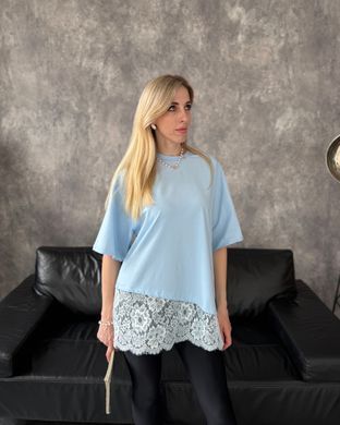 Футболка oversize с асимметричным низом и кружевом 13009-2 Голубой в универсальном размере
