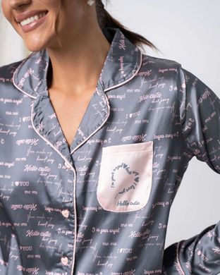 Жіноча піжама на ґудзиках - дрібні написи Фото товару - Інтернет-магазин Zaragoza